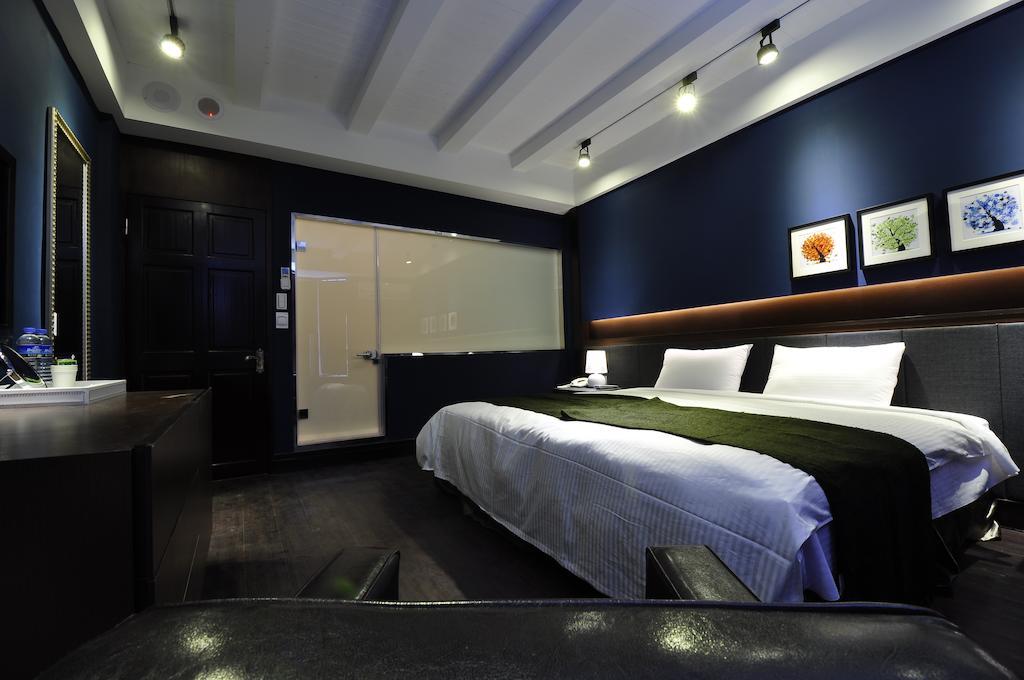 Young Motel Taitung Номер фото