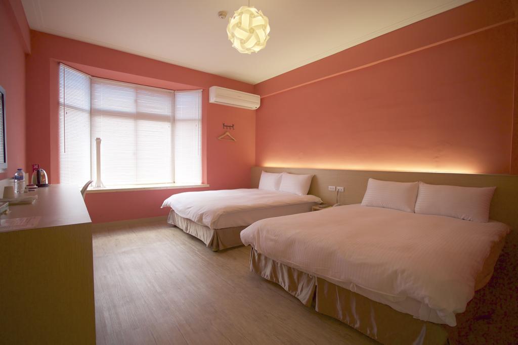 Young Motel Taitung Екстер'єр фото