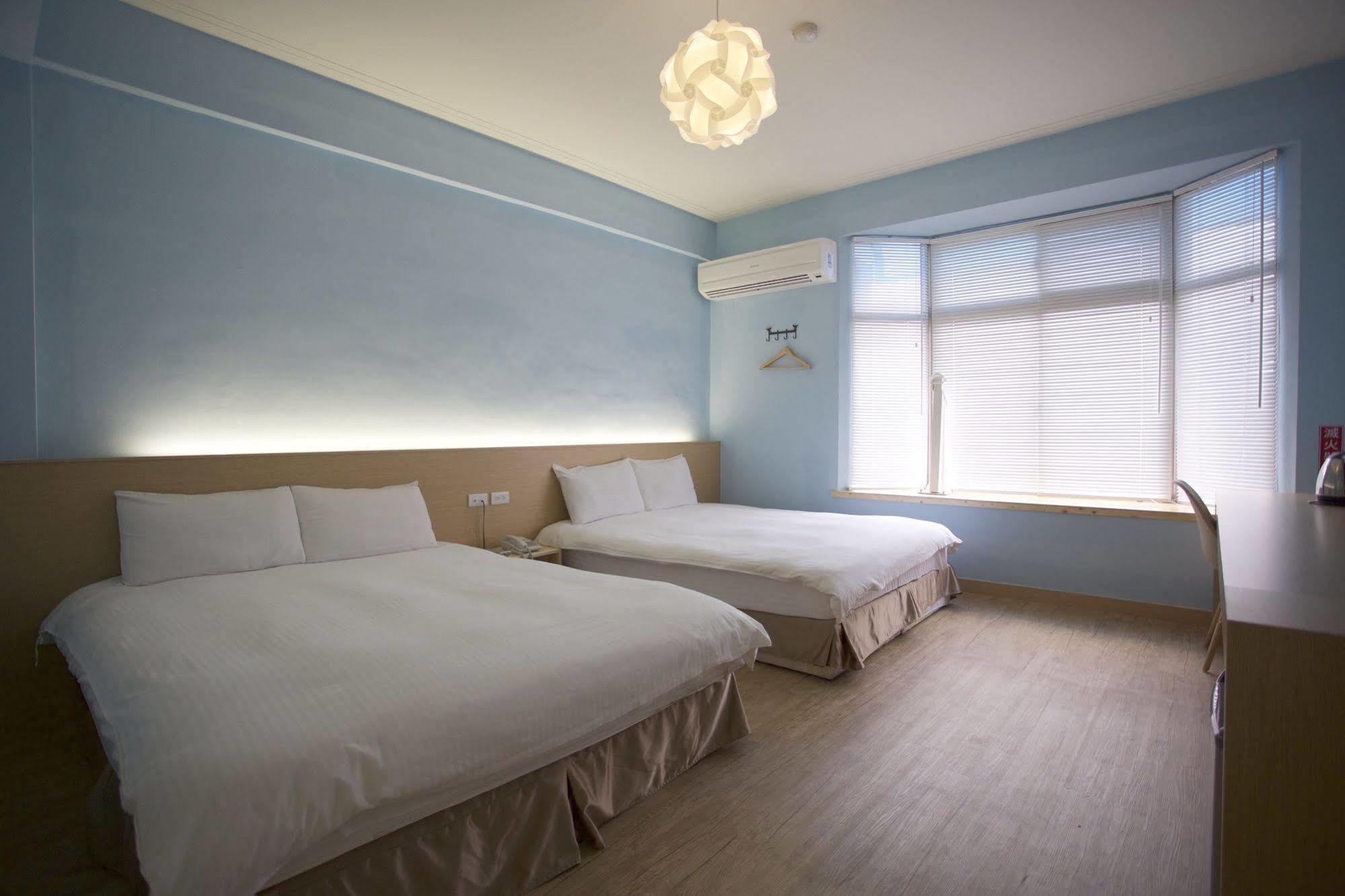 Young Motel Taitung Екстер'єр фото