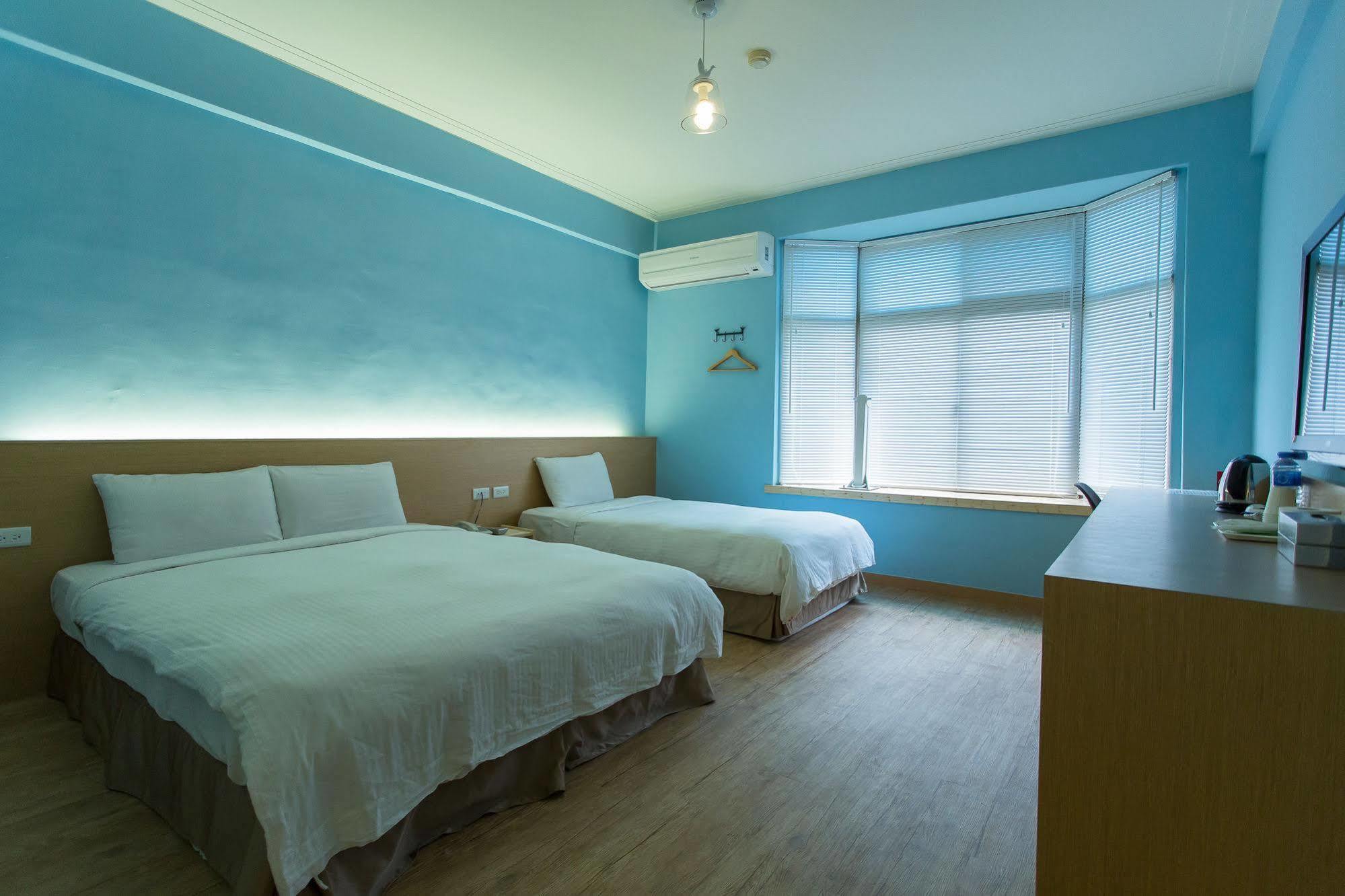 Young Motel Taitung Екстер'єр фото