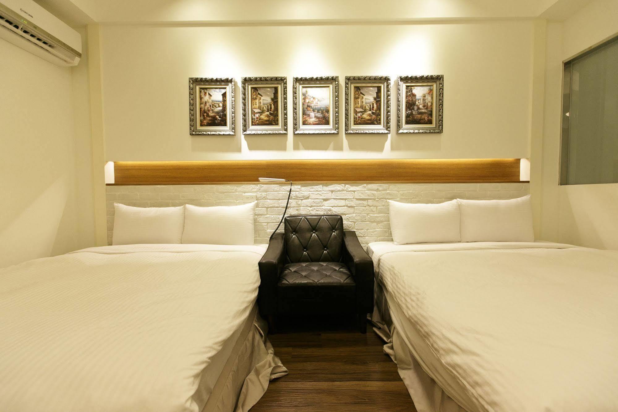 Young Motel Taitung Екстер'єр фото